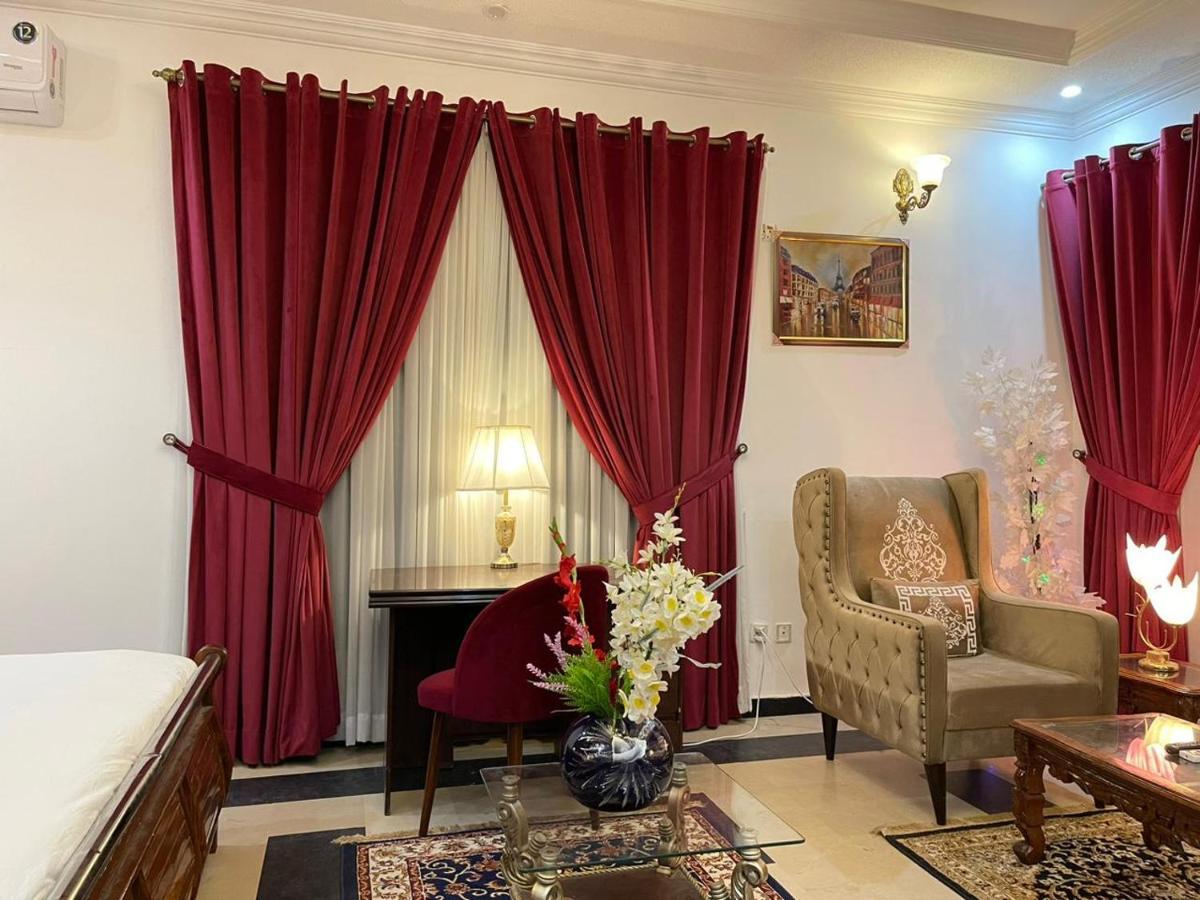 Shelton Mellton Lodges Rawalpindi Dış mekan fotoğraf