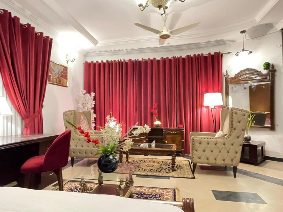Shelton Mellton Lodges Rawalpindi Dış mekan fotoğraf