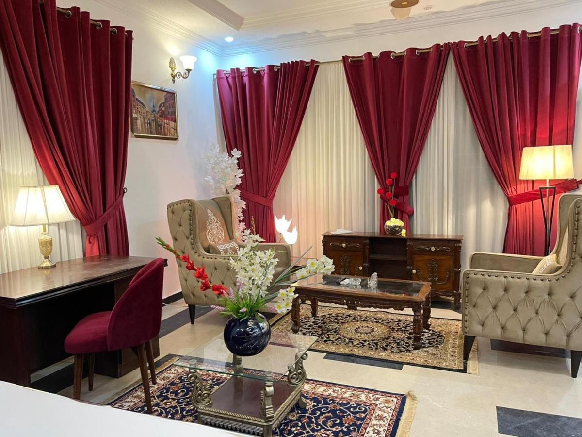 Shelton Mellton Lodges Rawalpindi Dış mekan fotoğraf