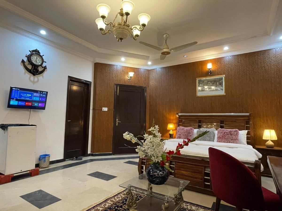 Shelton Mellton Lodges Rawalpindi Dış mekan fotoğraf