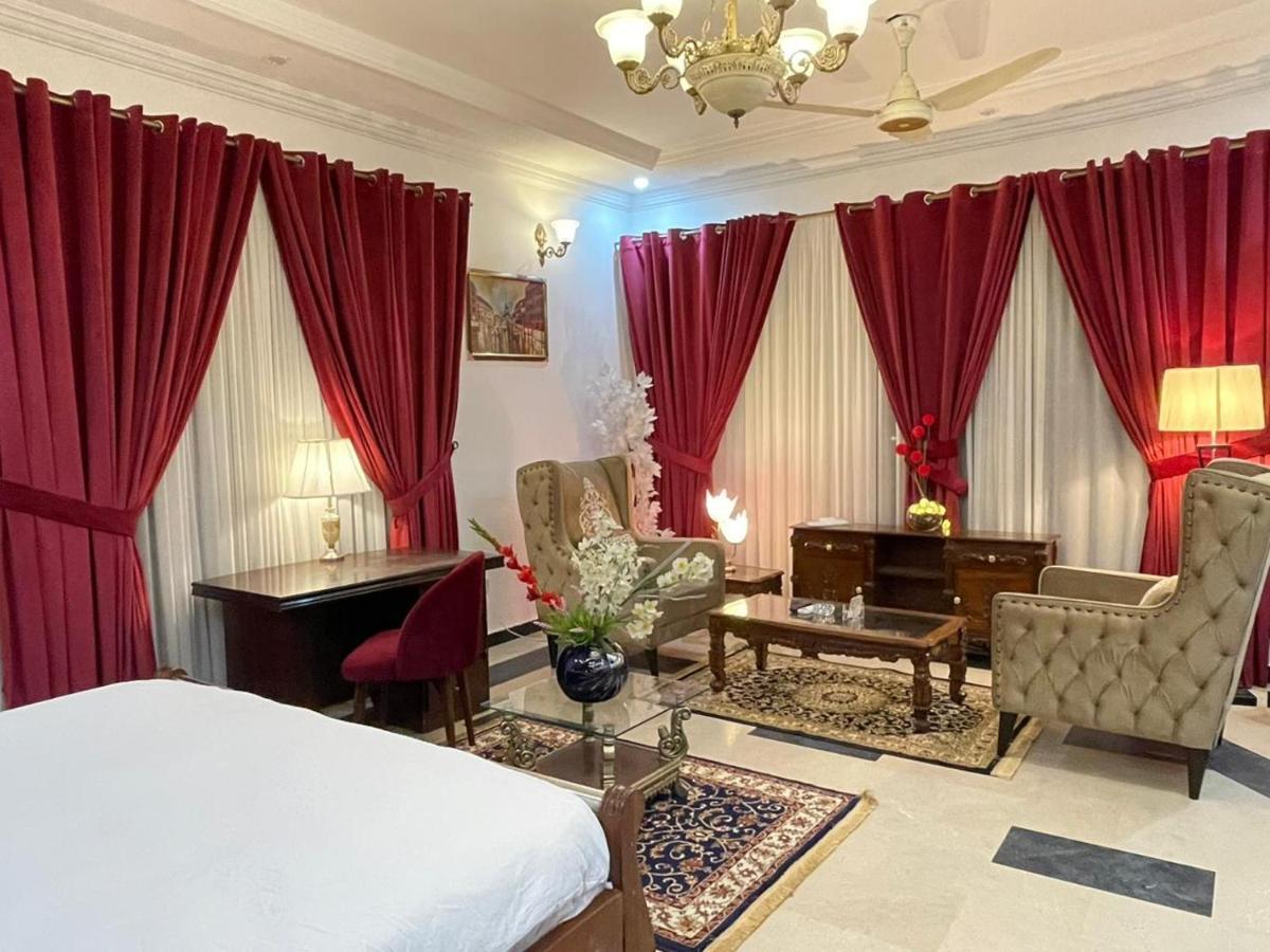 Shelton Mellton Lodges Rawalpindi Dış mekan fotoğraf